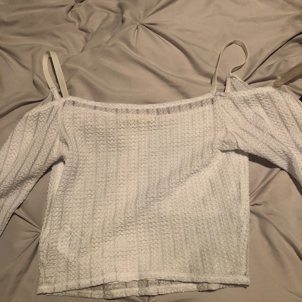 White long sleeve sheer crop top